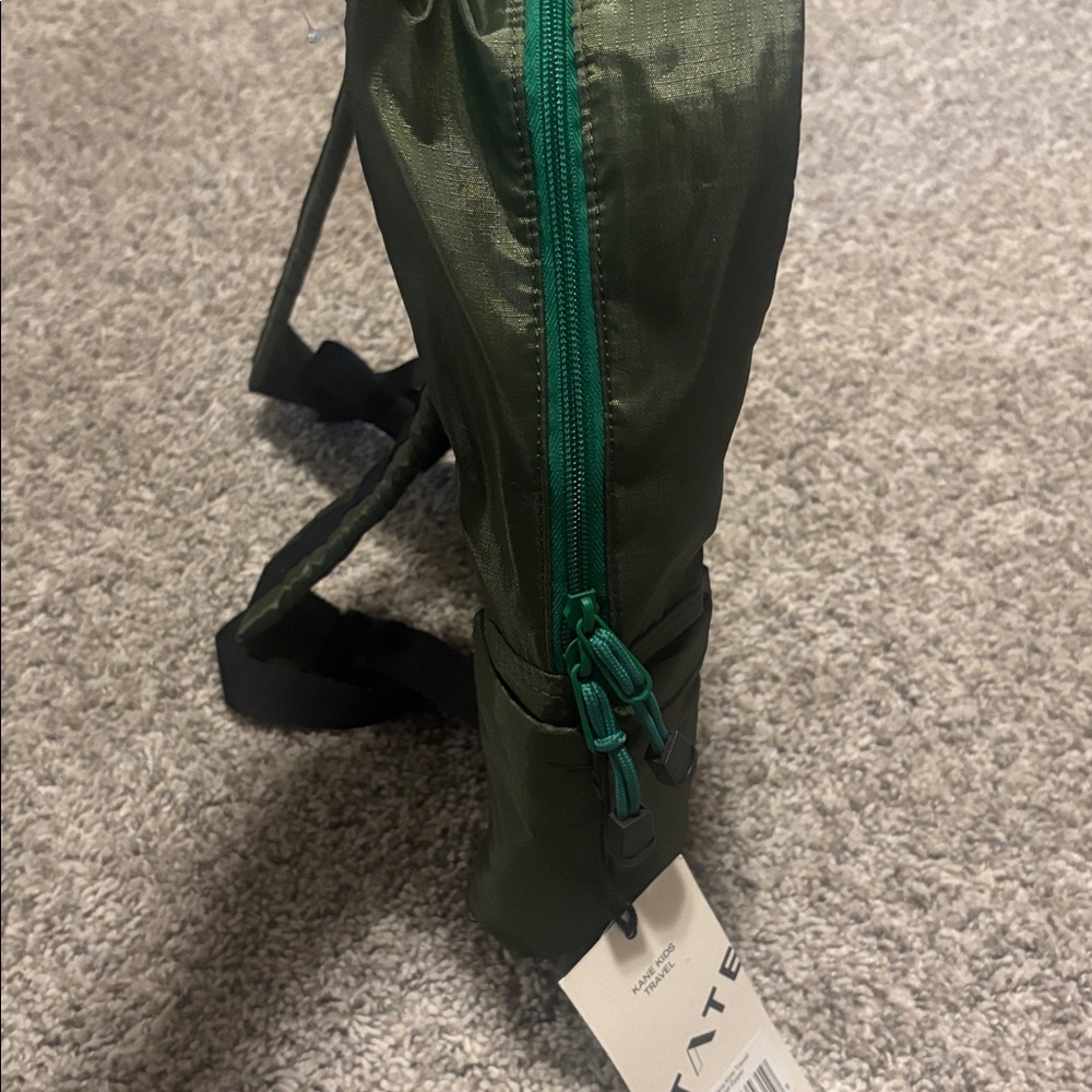NWT State Ripstop Kane Kids Travel Olive Diagonal Zipper Backpack - Picture 4 of 7